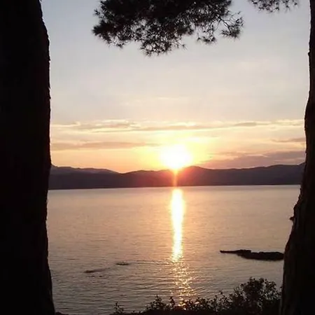 Hébergement de vacances Incantevole Villino Sul Mare Con Accesso Diretto Alla Spiaggia, Posto Auto E Aria Condizionata!