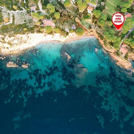 Holiday home Incantevole Villino Sul Mare Con Accesso Diretto Alla Spiaggia, Posto Auto E Aria Condizionata!