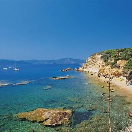 Incantevole Villino Sul Mare Con Accesso Diretto Spiaggia, Posto Auto E Aria Condizionata! Дом отдыха