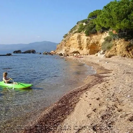 Incantevole Villino Sul Mare Con Accesso Diretto Alla Spiaggia, Posto Auto E Aria Condizionata! Holiday home *